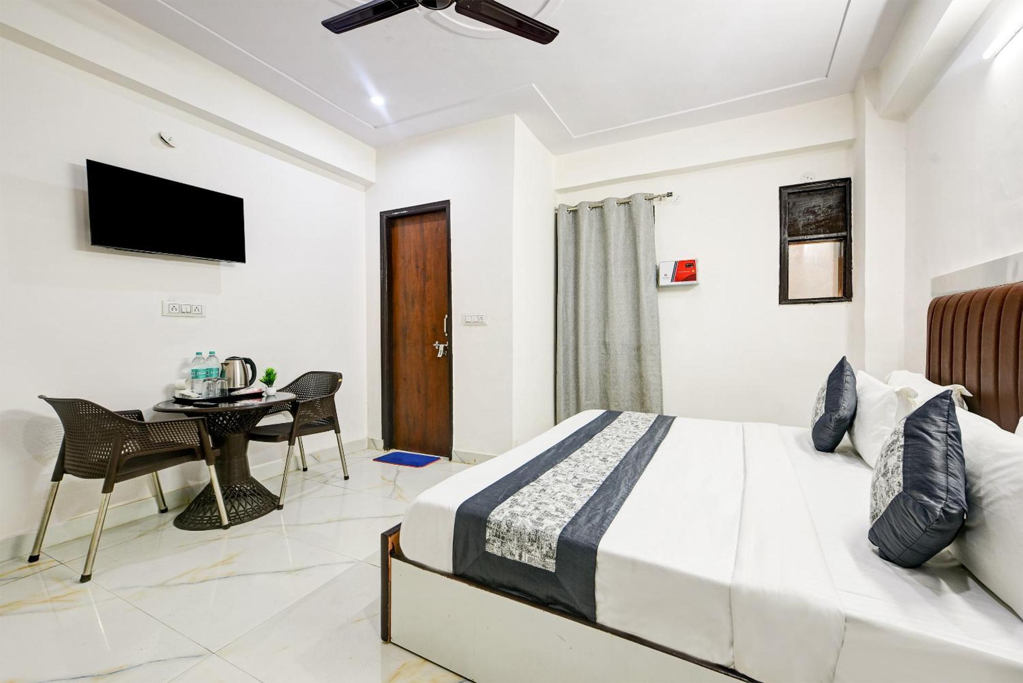 Hotel Krishna Tower دلهي المظهر الخارجي الصورة