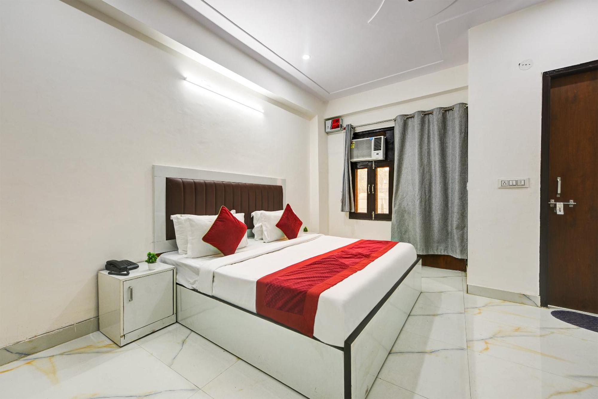 Hotel Krishna Tower دلهي المظهر الخارجي الصورة