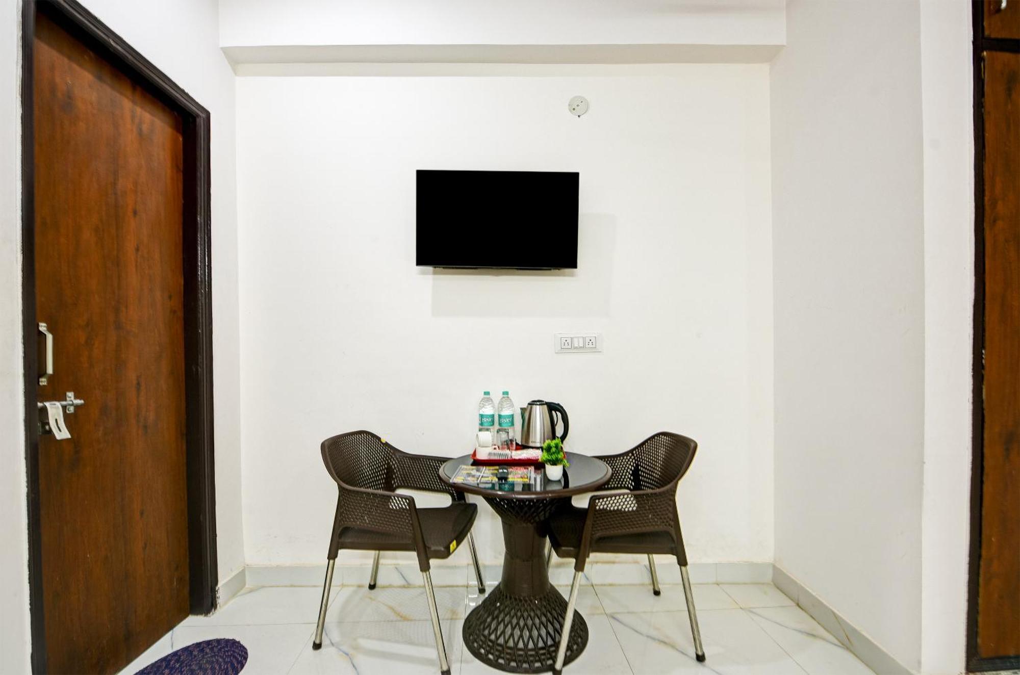 Hotel Krishna Tower دلهي المظهر الخارجي الصورة