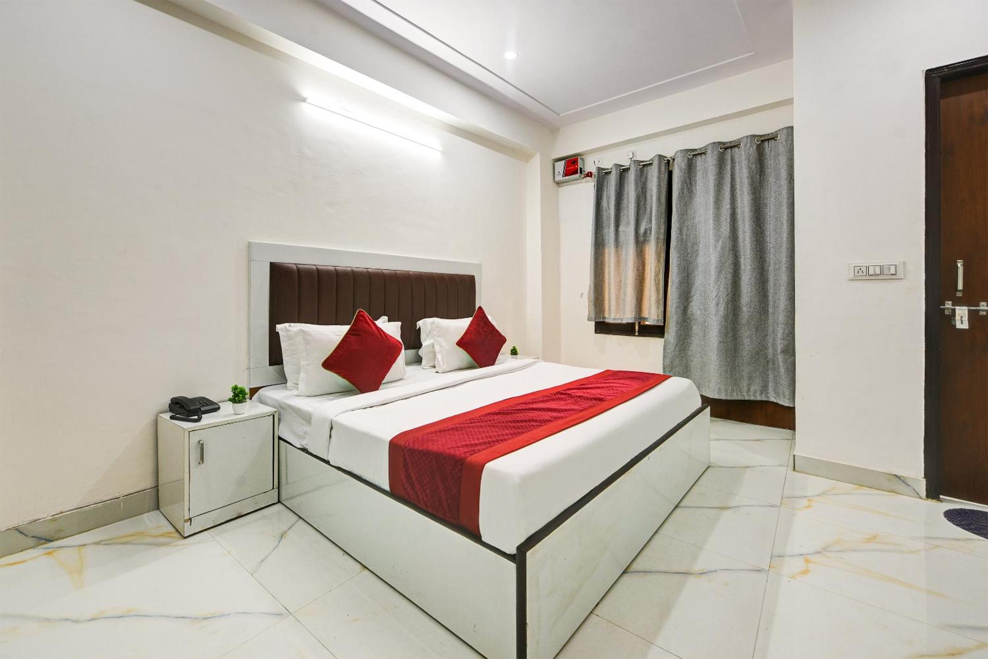 Hotel Krishna Tower دلهي المظهر الخارجي الصورة