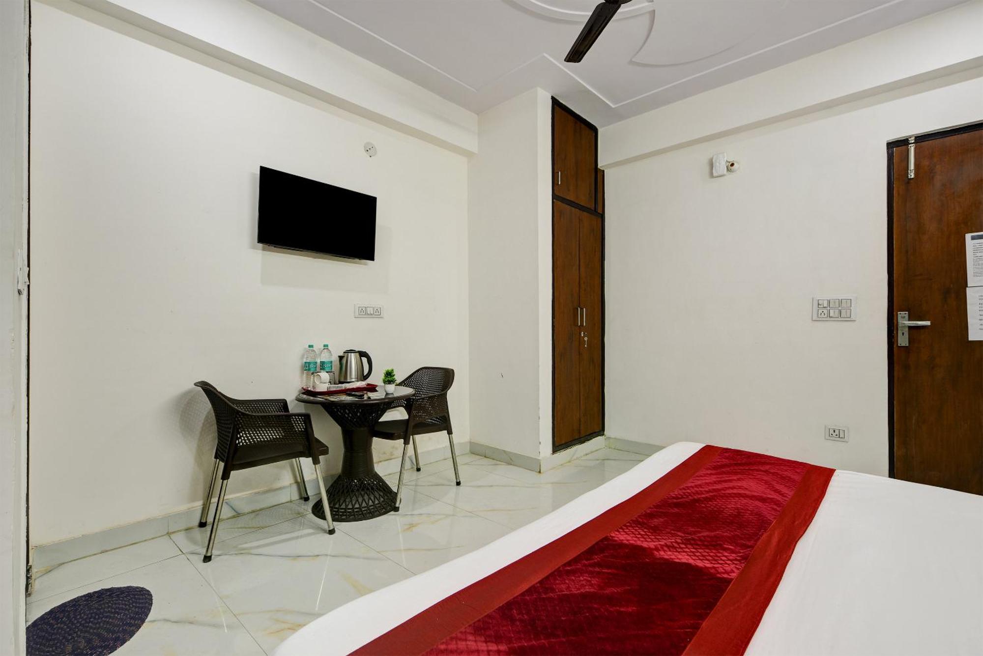 Hotel Krishna Tower دلهي المظهر الخارجي الصورة