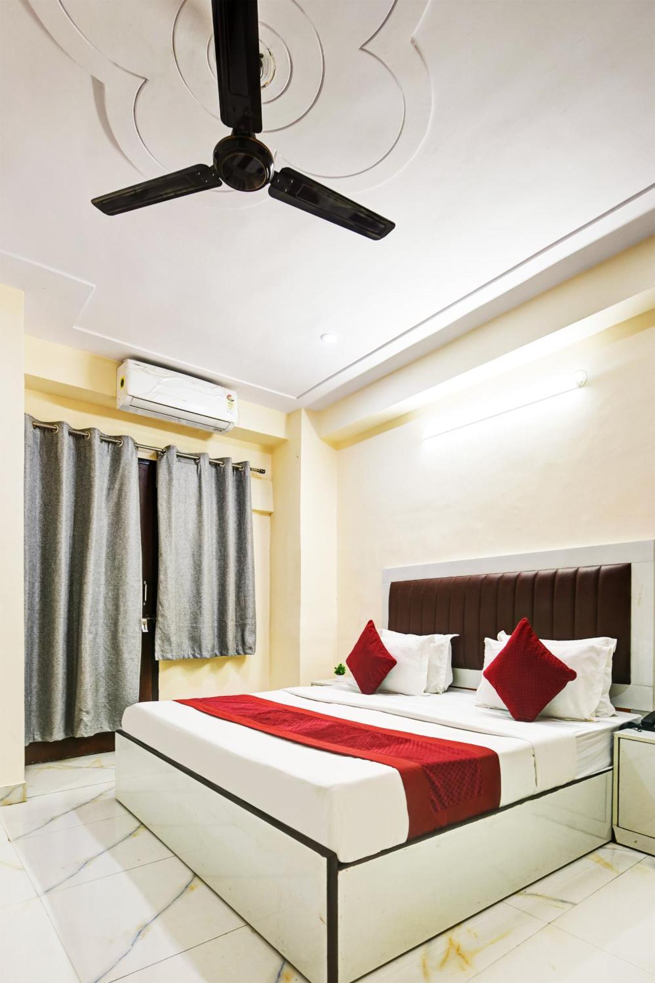 Hotel Krishna Tower دلهي المظهر الخارجي الصورة