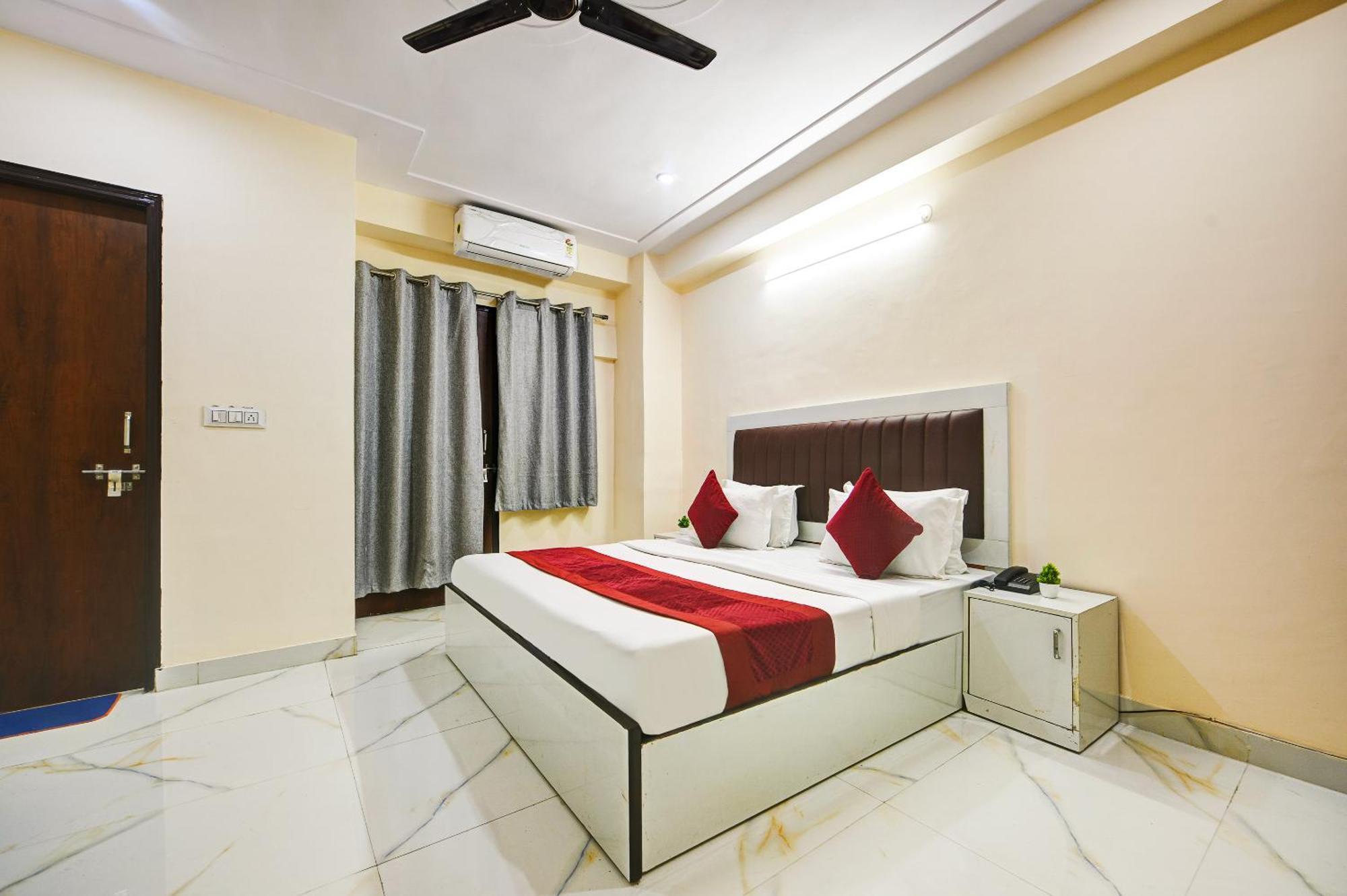 Hotel Krishna Tower دلهي المظهر الخارجي الصورة